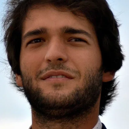  Humberto Carrão