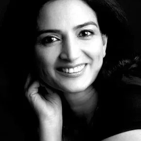 Photo star :  Natasha Rastogi