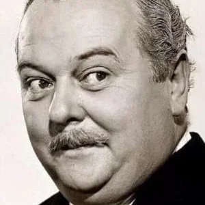  Lloyd Corrigan