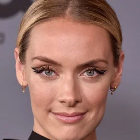 Photo star : Rachel Skarsten