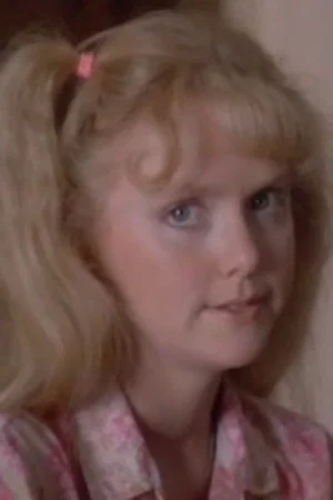  Wendy Lyon photo
