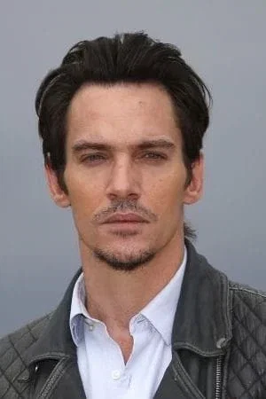 Jonathan Rhys-Meyers photo