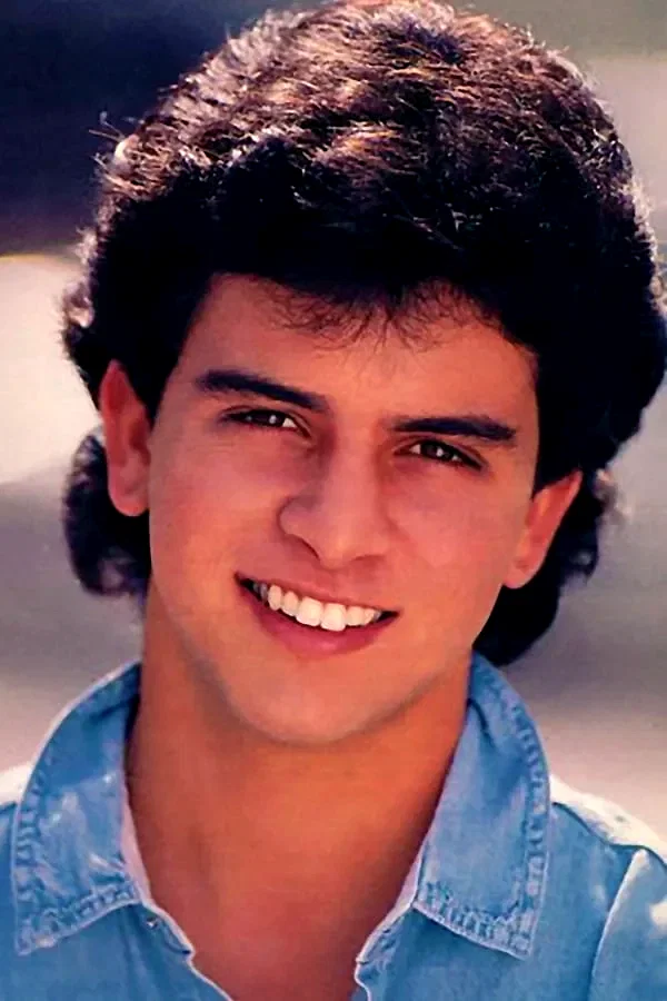  Glenn Medeiros