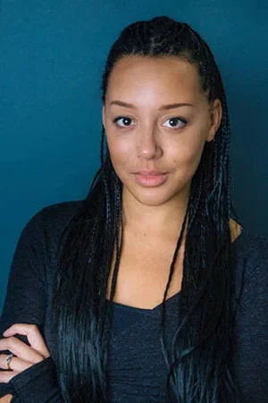  Adelle Leonce