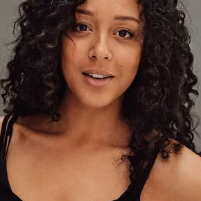 Photo star :  Adelle Leonce