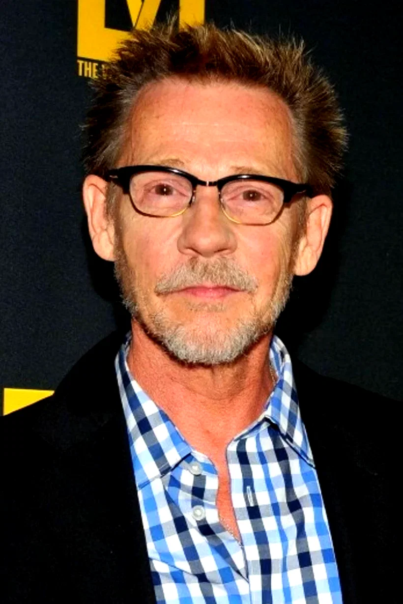  Dennis Christopher