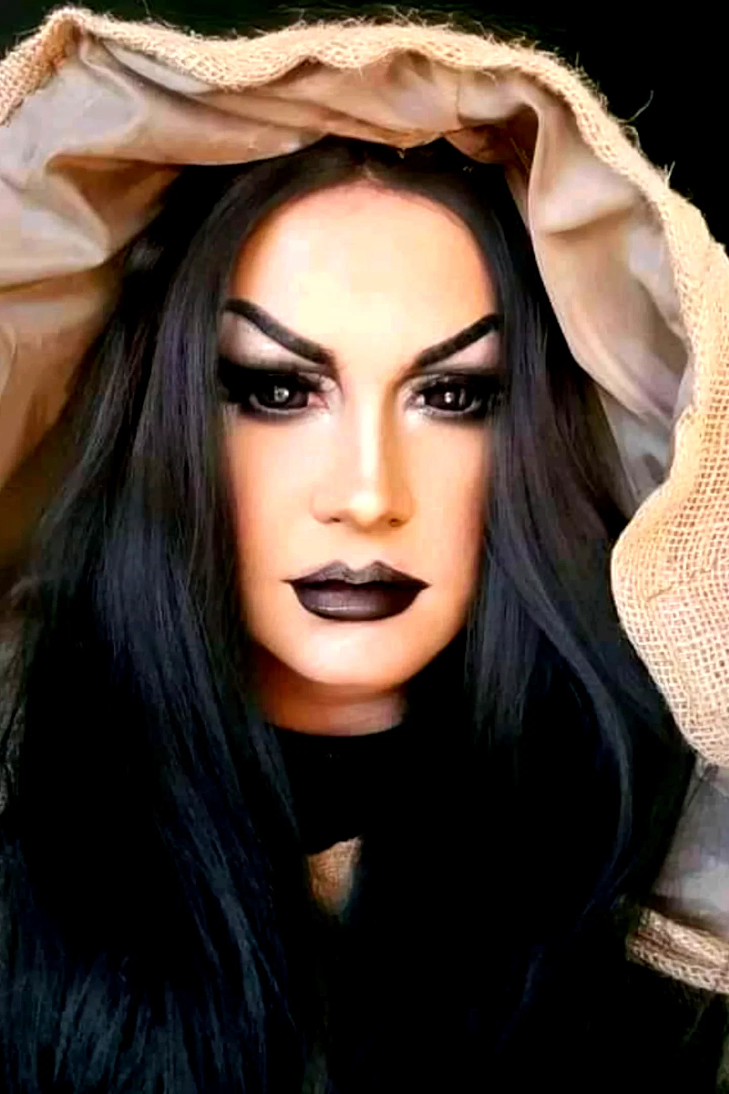  Morgana Loren