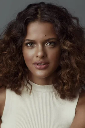  Thainá Duarte photo
