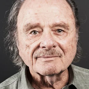 Photo star : Harris Yulin
