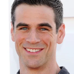 Photo star : Eddie Cahill
