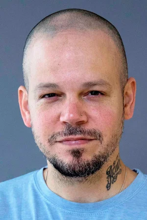  Residente photo