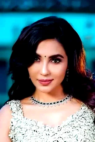  Parvatii Nair