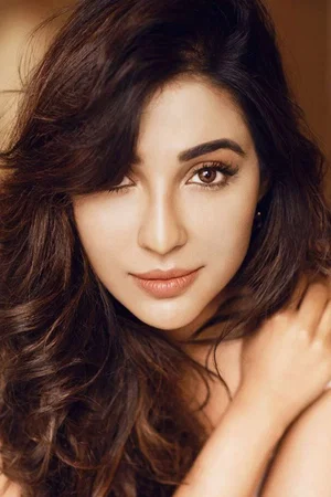  Parvatii Nair photo