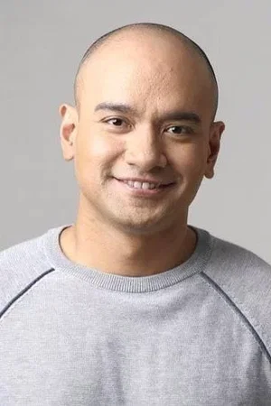  Mark Dionisio photo