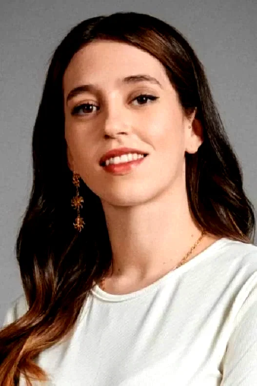  Leticia Siciliani