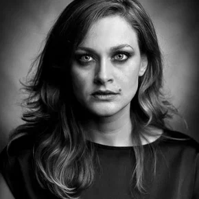 Photo star :  Eleni Roussinou