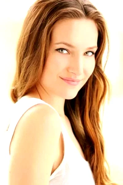 Sari Mercer