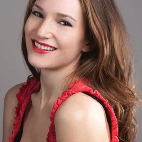 Photo star :  Sari Mercer
