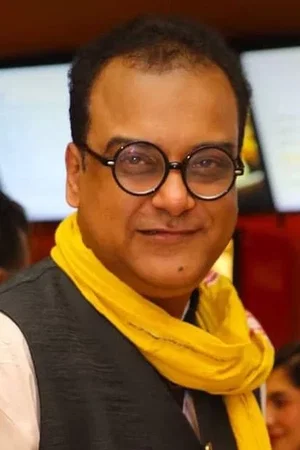  Sujan Mukherjee