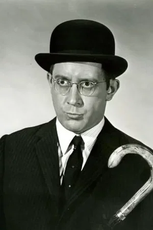  Pierre Olaf photo
