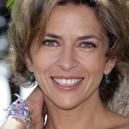  Corinne Touzet