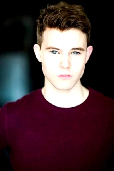  Rohan Mead