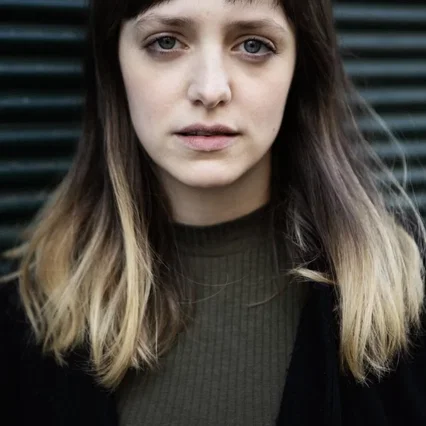  Anna Suk