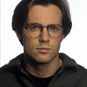 Photo star : Michael Shanks