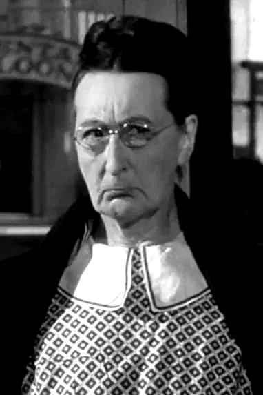 Nora Cecil