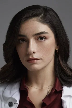  Hazar Ergüçlü