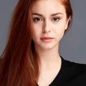 Photo star :  Asena Keskinci