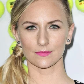 Photo star : Mickey Sumner 
