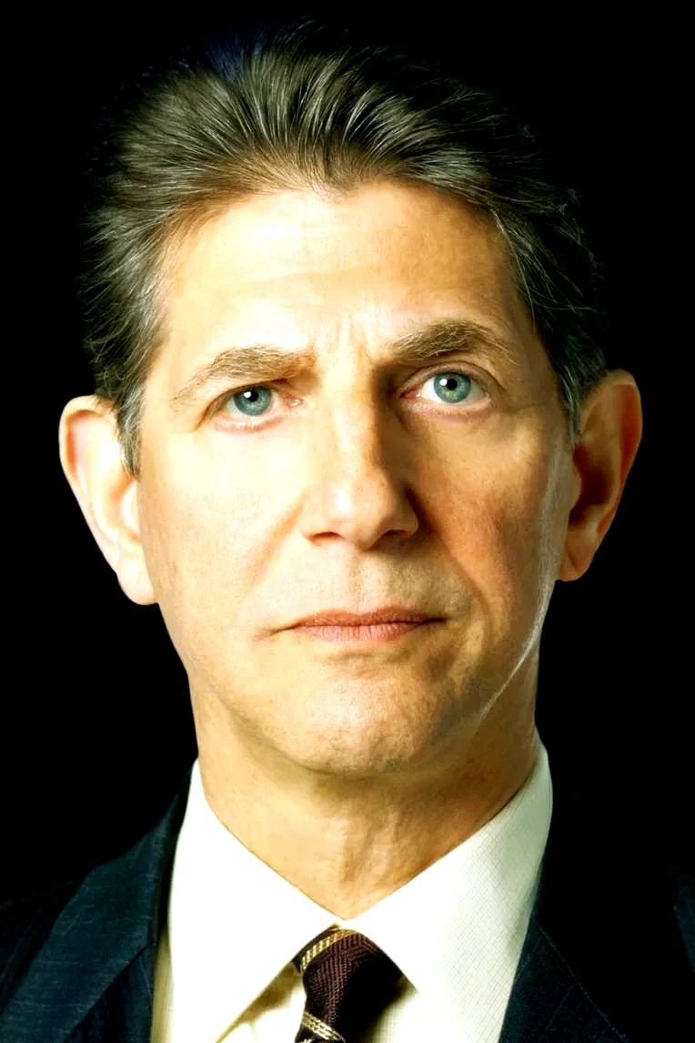 Peter Coyote