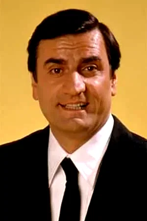 Aldo Maccione