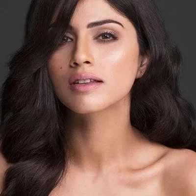  Sapna Pabbi