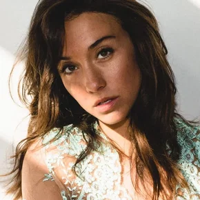 Photo star : Stella Maeve