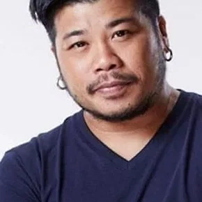 Photo star : Kongkiat Khomsiri