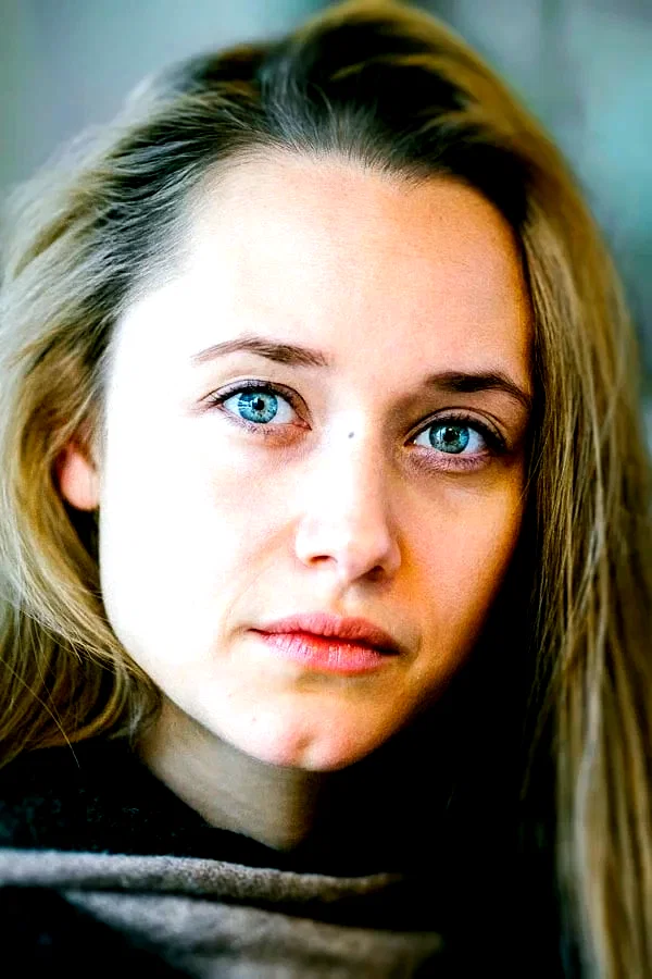  Lena Kalisch