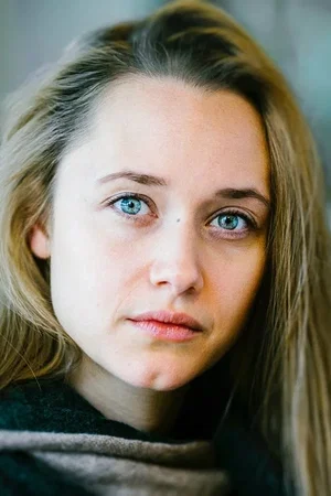  Lena Kalisch photo