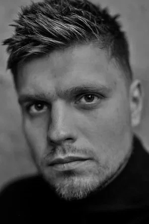  Roman Vasyanov photo