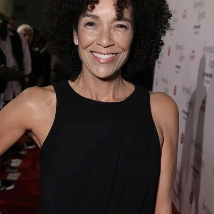  Stephanie Allain