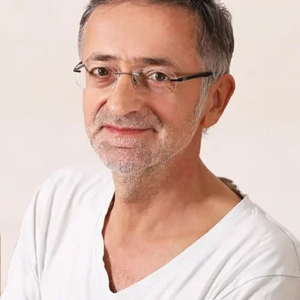  Zoran Cvijanović