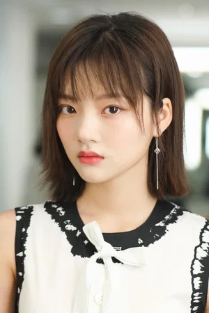  Min Ren photo