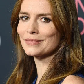 Photo star : Saffron Burrows