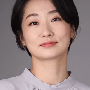Photo star :  Woo Jeong-won