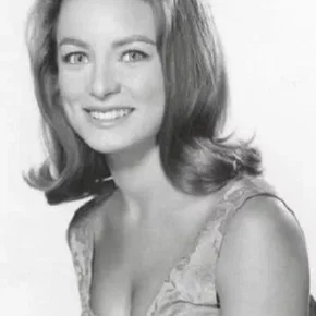 Photo star : Charmian Carr
