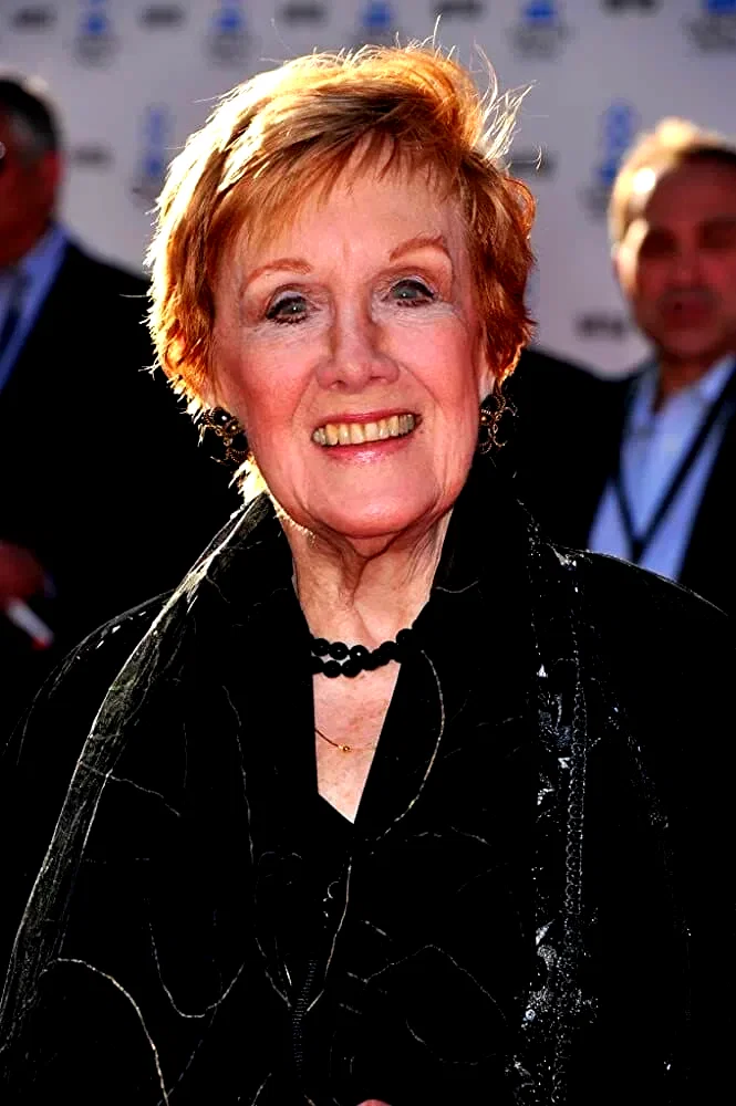  Marni Nixon