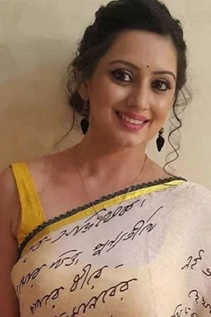  Shruti Marathe photo