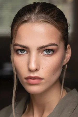  Eden Hart photo