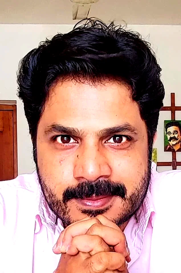  Dinjith Ayyathan